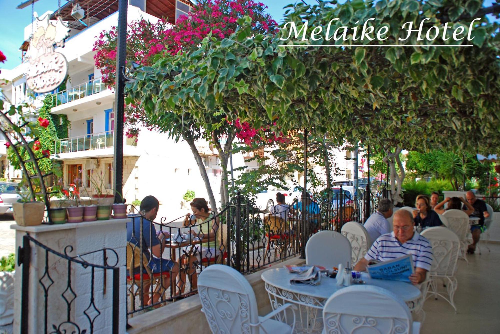 Melaike Hotel Foça Exteriör bild