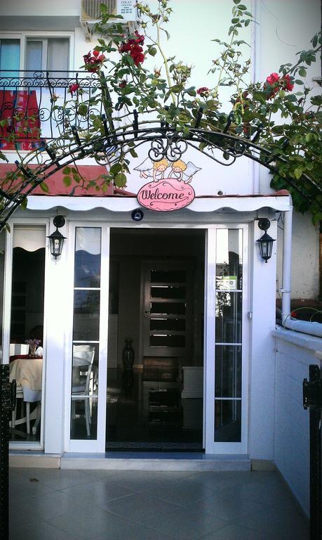 Melaike Hotel Foça Exteriör bild