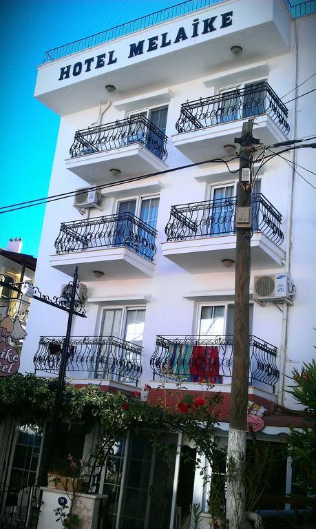 Melaike Hotel Foça Exteriör bild
